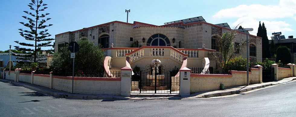 Santa Maria Villa Apartments - Holiday Accommodation in Mellieha Malta
